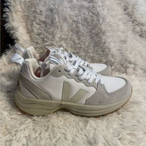 Veja Venturi Sneaker